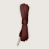 Burgundy LTD-skosnören med broderade hjärtan och kontrastlogotyp