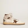 Sky-Star-sneakers med signatur på vristen och insatser i ponnyskinn med leopardmönster