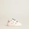 Baby School-set i vitt nappaläder med rosa läderflik på hälen