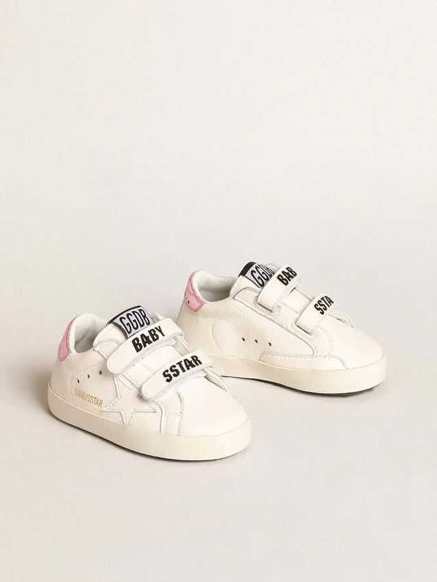Baby School-set i vitt nappaläder med rosa läderflik på hälen
