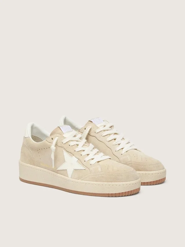 Ball Star för dam i beige mocka med vit läderstjärna och hälflik