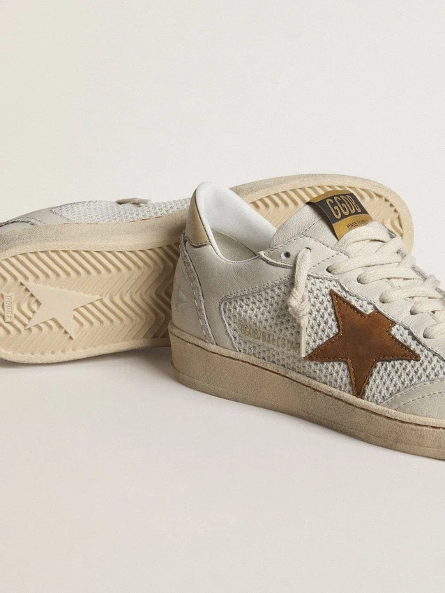 Ball Star för damer i vit nappa och mesh med tobaksfärgad nubuckstjärna och beige hälflik