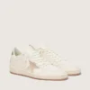 Ball Star för damer i vitt läder med kristallstjärna och metallisk hälflik