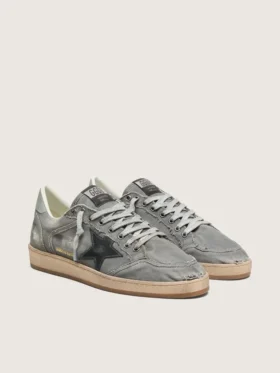 Ball Star LTD för herr i grå denim med svart läderstjärna