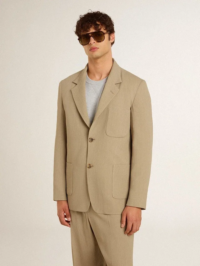 Beige enkelknäppt kavaj för herr med smala ränder och oversized-passform