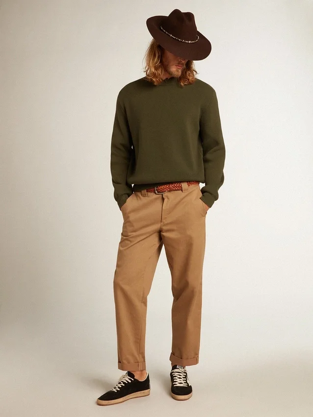 Beige khaki-färgade chinos från Golden Collection