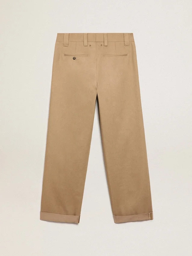 Beige khaki-färgade chinos från Golden Collection