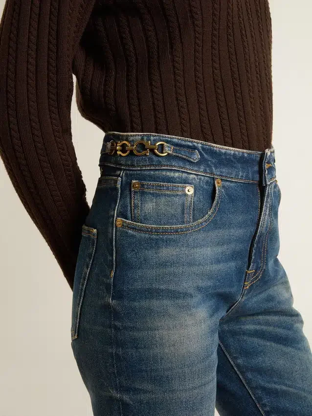 Bootcut-jeans för dam med vintage-tvätt och metalliska detaljer