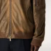Brun läderbikerjacka med sliten look