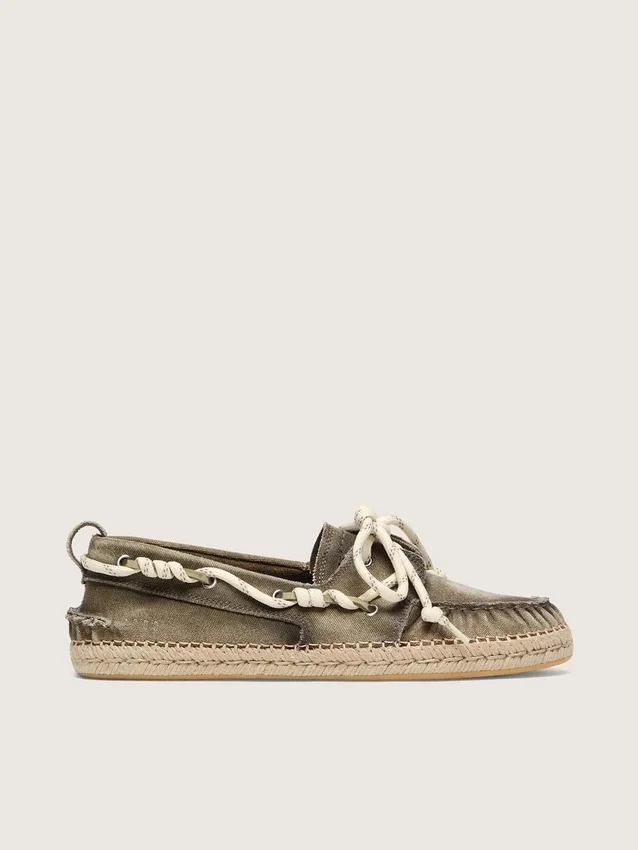 Cruise-espadriller för herr i militärgrön canvas med vita vandringsskosnören