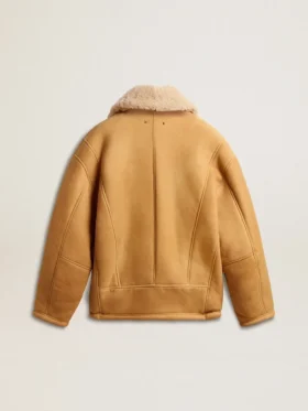 Damjacka i fårskinn med bred krage i shearling