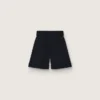 Damshorts i svart ullgabardin med midjebälte