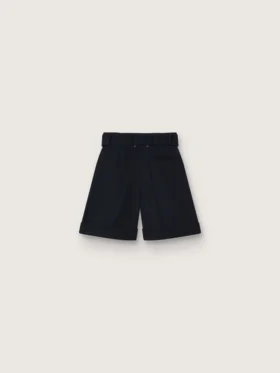Damshorts i svart ullgabardin med midjebälte