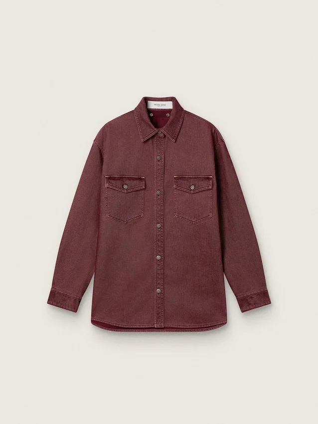 Damskjorta i vinröd denim