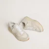 Damskor med Running Sole i canvas med beige stjärna och hälflik i platinametalliskt läder