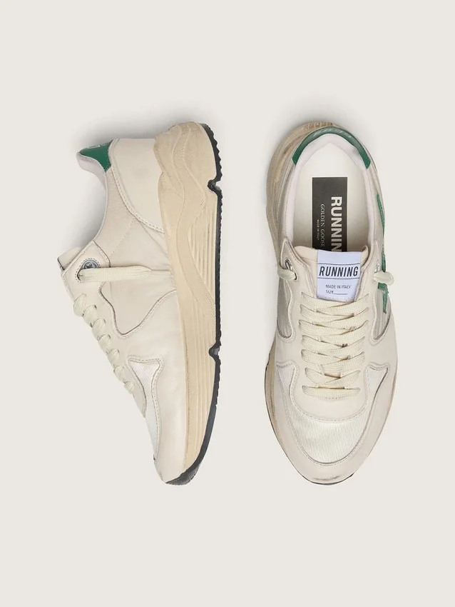 Damskor med Running Sole i krämfärgat nylon och läder med grön läderstjärna