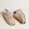 Damskor med Running Sole i mesh och nubuck med stjärna i silvermetalliskt läder