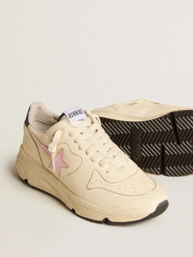 Damskor med Running Sole i nappaläder med rosa läderstjärna och blå läderflik på hälen