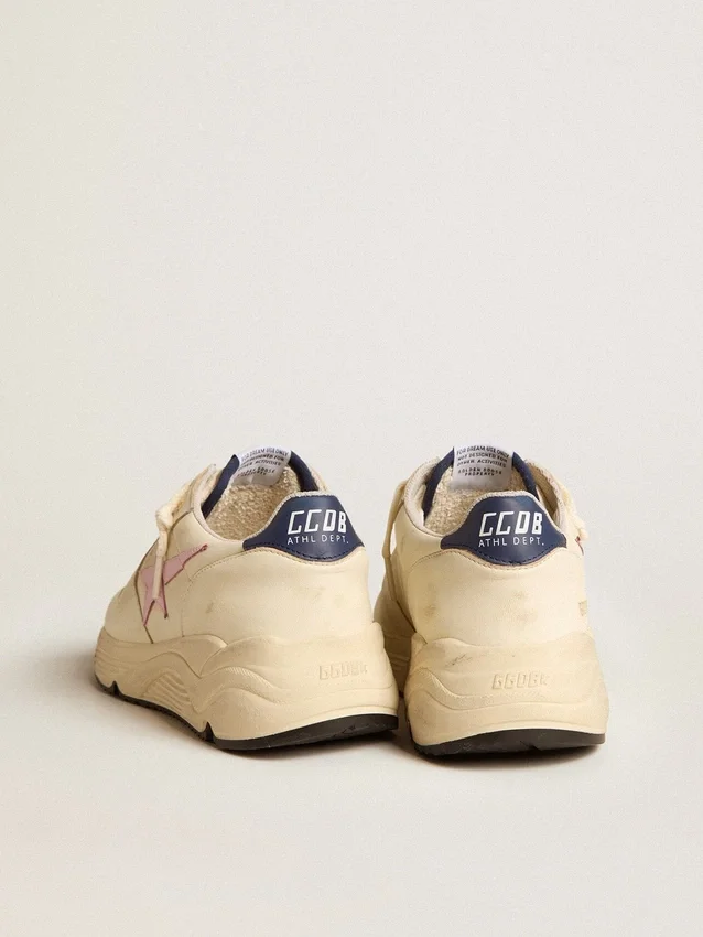 Damskor med Running Sole i nappaläder med rosa läderstjärna och blå läderflik på hälen