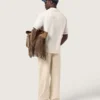 Denimblu baseballkeps med röd och vit frotté-patch med texten ”Golden”