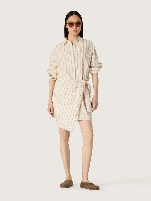 Ekru bomullskjorta för dam med beige och bruna ränder