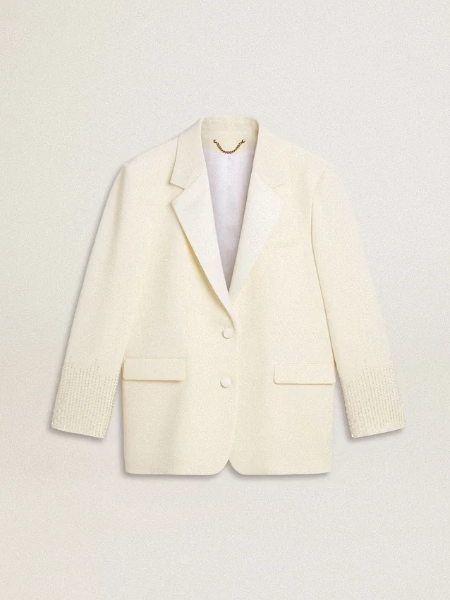 Enradig oversize-kavaj i vitt med sidenlook och broderier