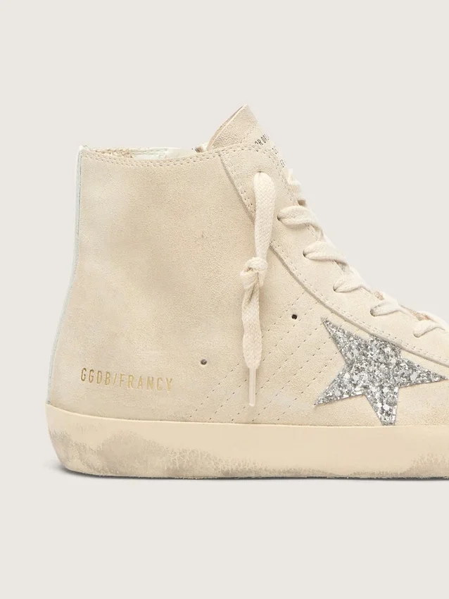 Francy för dam i beige mocka med silverglittrande stjärna