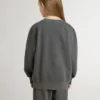 Grå barnsweatshirt med upphöjt logo