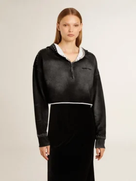 Grå korttröja med sliten look