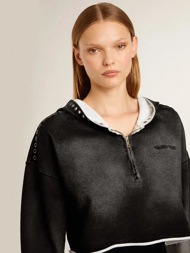 Grå korttröja med sliten look