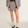 Grå minishorts för damer i houndstooth-mönstrad ull