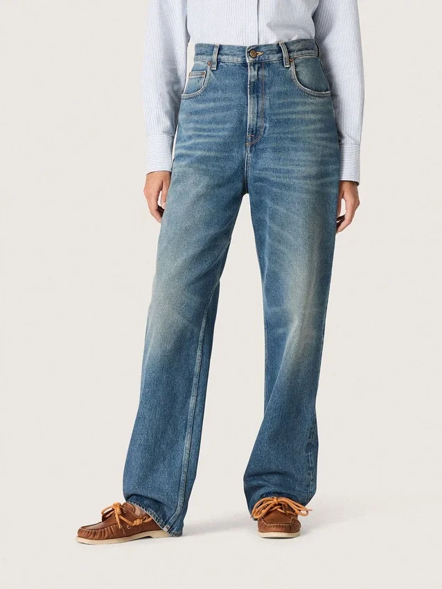 Guldfärgade boyfriend-jeans för damer i stentvättad ljusblå denim