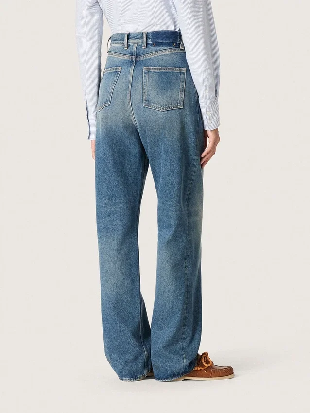 Guldfärgade boyfriend-jeans för damer i stentvättad ljusblå denim