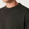 Herr-T-shirt i antracitfärgad bomullsjersey med perforerat hjärta