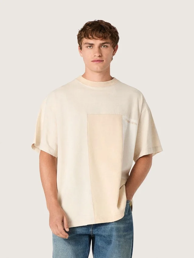 Herr-T-shirt i bomullsjersey med patchwork-effekt i vitt och beige