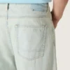 Herrjeans i ljusblå denim