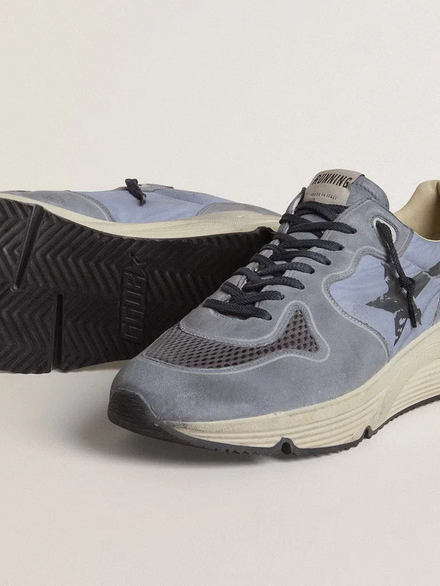Herrskor med Running Sole i ljusblå nylon och nubuck med svart stjärna