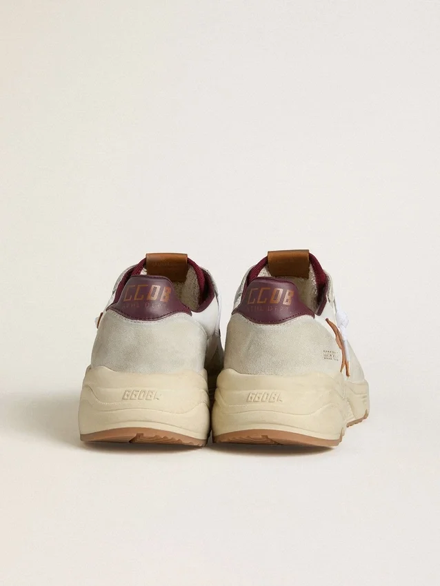 Herrskor med Running Sole i nylon och mocka med brun läderstjärna och vinröd läderflik på hälen