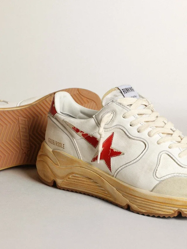 Herrskor med Running Sole, läderstjärna och hälflik med rött tryck
