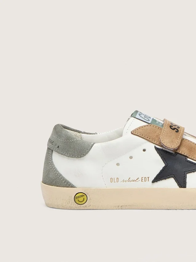 Junior Old School med svart läderstjärna och insatser i beige och grönt mocka