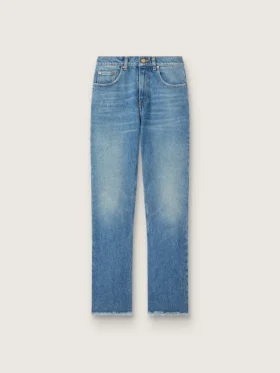 Korta, utsvängda damjeans med medium tvätt