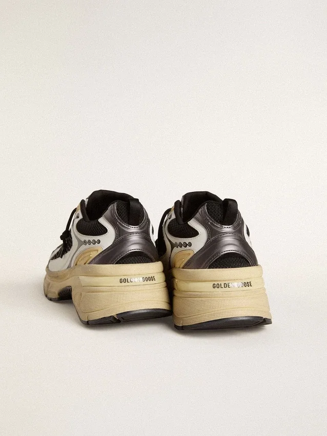Lightstar för herr i vitt läder och svart mesh med svart TPU-stjärna