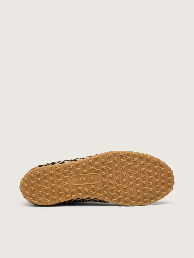 Marathon Speed för damer i beige och svart ponnyskinn med leopardmönster och svart läderstjärna