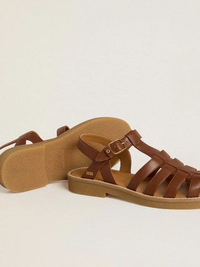 Maxime Young-sandaler i brunt läder