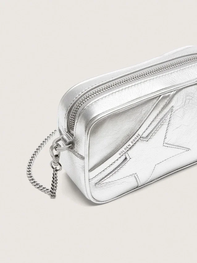 Mini Star Bag för damer i silverlaminerat läder med ton-i-ton-stjärna