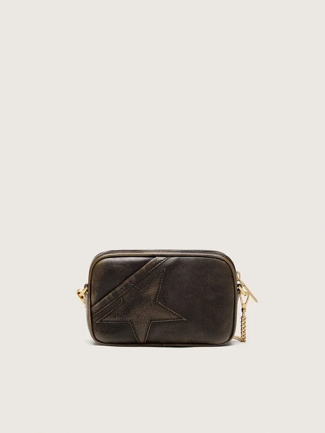 Mini Star Bag i slitet mörkbrunt läder med ton-i-ton-stjärna