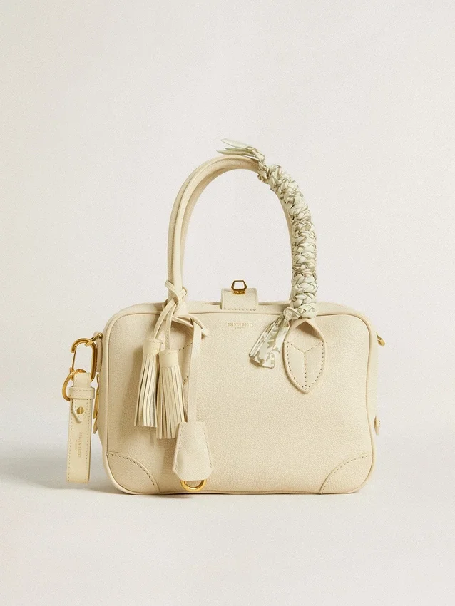 Nyckelring i Worn White
