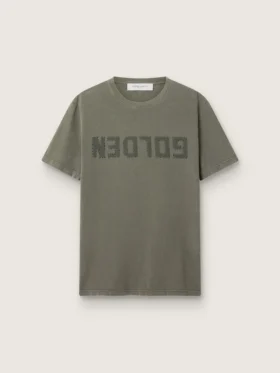 Olivgrön herr-T-shirt med guldbokstäver