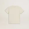 Pojk-T-shirt i slitet vitt med flerfärgad text