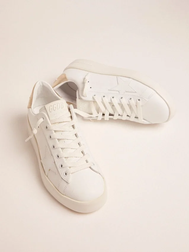 Purestar-sneakers för damer med guldfärgad hälflik